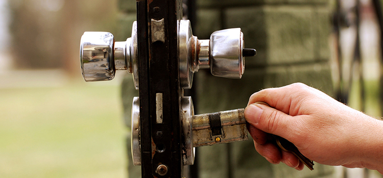 front door latch repair Jupiter