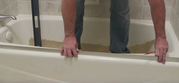Sliding Shower Door Repair in Jupiter